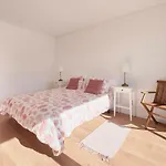 Aroeira W/ Pool Near Beach, By Timecooler *
