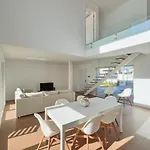 Aroeira W/ Pool Near Beach, By Timecooler Villa