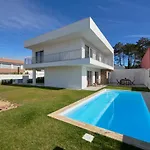 Villa Aroeira W/ Pool Near Beach, By Timecooler Aroeira (Setubal)