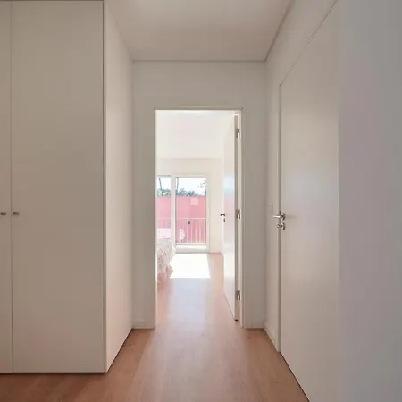 Aroeira W/ Pool Near Beach, By Timecooler Villa