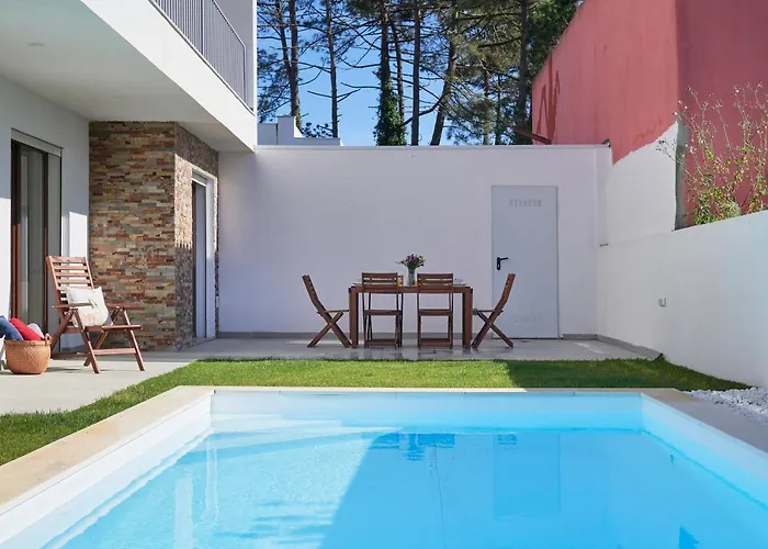 Aroeira W/ Pool Near Beach, By Timecooler * Aroeira (Setubal)